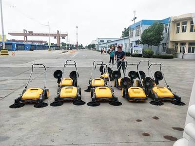 某物资储备部门采购合美无动力扫地车，提升地面清洁效率